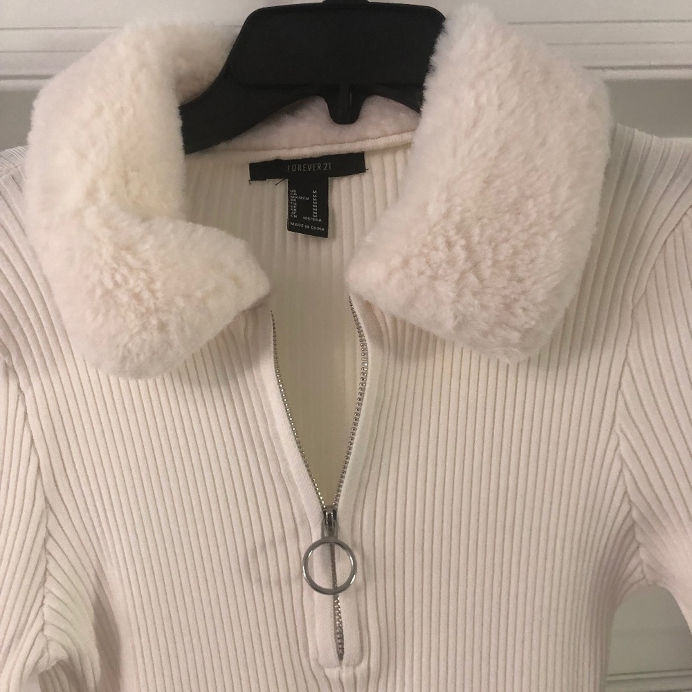 Forever 21 woman JR dress beige